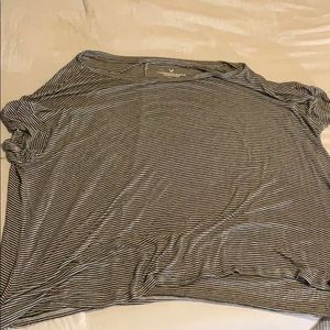 American eagle XS loose stripped t-shirt